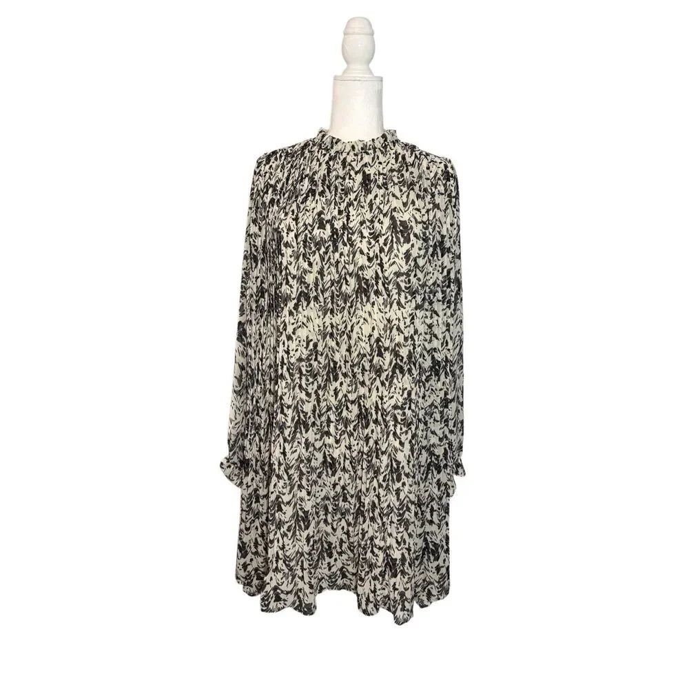 Bohme black and white pleated swing dress with ruffled mock neck and sleeves - S